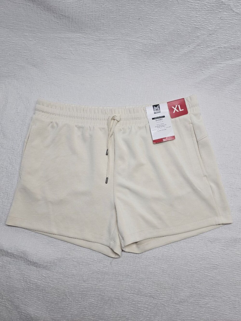 Member's Mark Women's Full Elastic Waistband 4" Inseam Sandwash Short - Picture 3 of 8